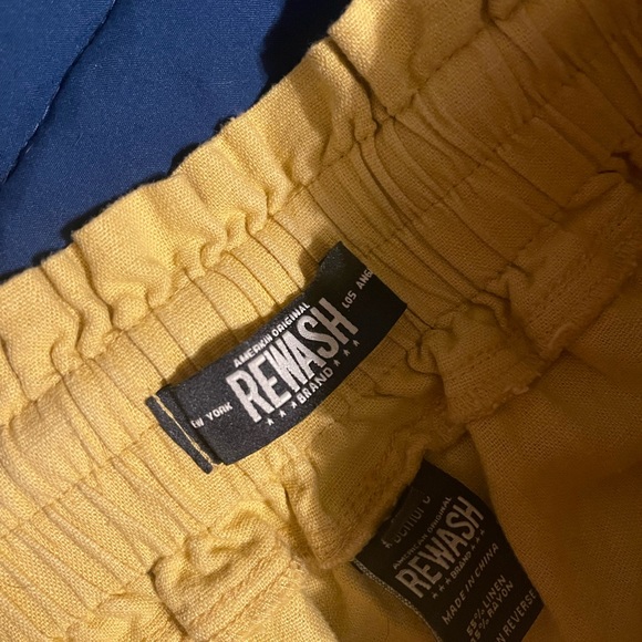 Rewash Brand Wide Leg Pants. Stretch waist with draw string Worn 1X. 32” inseam - Picture 2 of 3